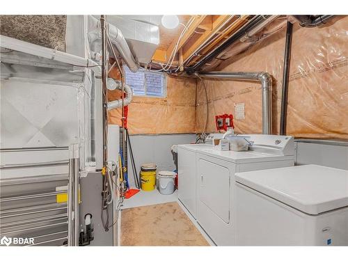 21 Kelsey Crescent, Barrie, ON - Indoor Photo Showing Laundry Room