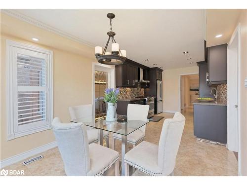 2857 Termini Terrace, Mississauga, ON - Indoor Photo Showing Dining Room