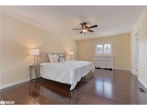 2857 Termini Terrace, Mississauga, ON - Indoor Photo Showing Bedroom