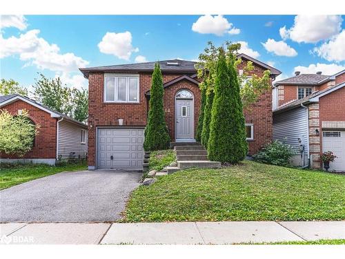 61 Arthur Avenue, Barrie, ON - Outdoor With Facade