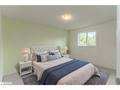 61 Arthur Avenue, Barrie, ON - Indoor Photo Showing Bedroom