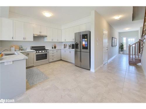 59 Lloyd Davies Way, Binbrook, ON - Indoor Photo Showing Kitchen