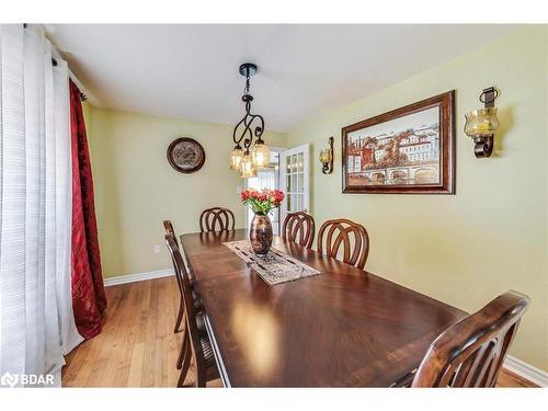 5 Kelsey Crescent, Barrie, ON - Indoor Photo Showing Dining Room