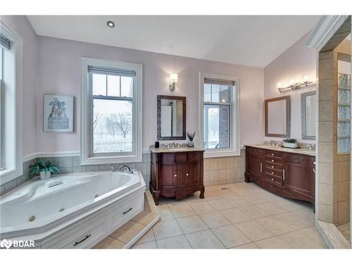 436 8Th Concession Road, Carlisle, ON - Indoor Photo Showing Bathroom