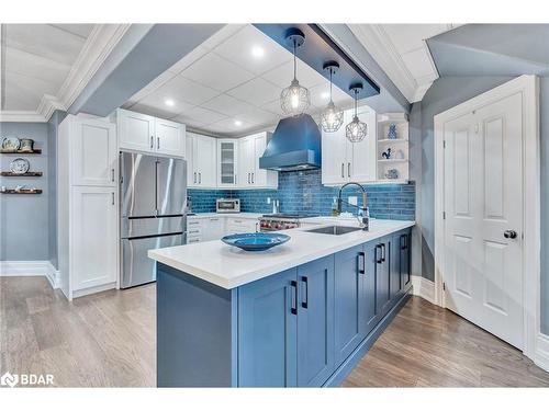 436 8Th Concession Road, Carlisle, ON - Indoor Photo Showing Kitchen With Upgraded Kitchen