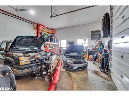 436 8Th Concession Road, Carlisle, ON - Indoor Photo Showing Garage