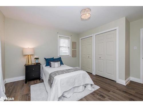 26 George Street, Orillia, ON - Indoor Photo Showing Bedroom