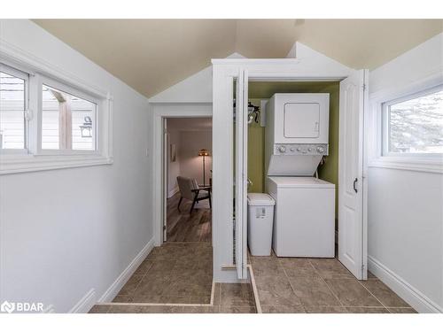 26 George Street, Orillia, ON - Indoor Photo Showing Laundry Room