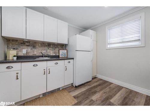 26 George Street, Orillia, ON - Indoor Photo Showing Kitchen