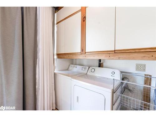 138 Richard Street, Victoria Harbour, ON - Indoor Photo Showing Laundry Room