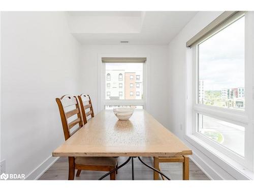 211-8 Culinary Lane, Barrie, ON - Indoor Photo Showing Dining Room