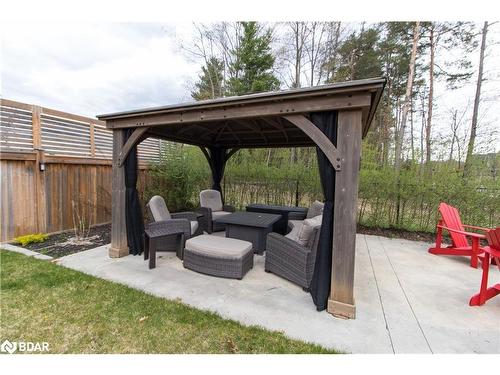 1 Curtis Way, Springwater, ON - Outdoor