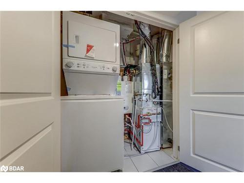 A-15 Lookout Drive, Bowmanville, ON - Indoor Photo Showing Laundry Room