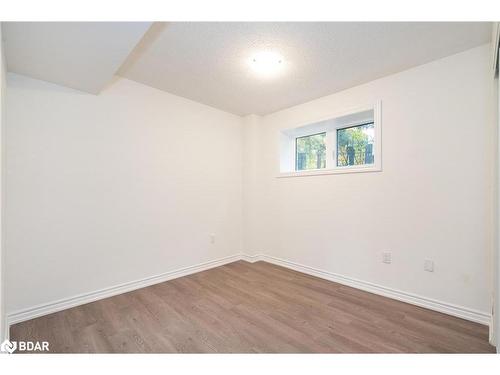 132 Ansley Road, Wasaga Beach, ON - Indoor Photo Showing Other Room