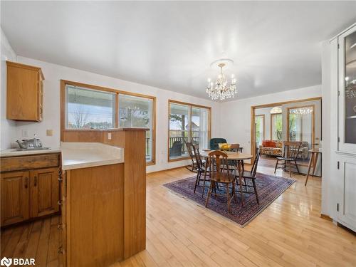 74 Line 15 N, Oro-Medonte, ON - Indoor Photo Showing Dining Room