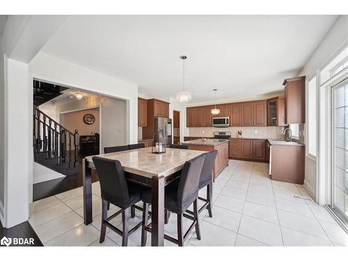 4 Landview Road Road, Brampton, ON - Indoor