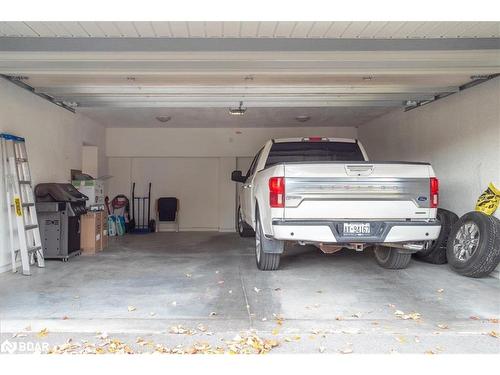 88 Cook Street, Barrie, ON - Indoor Photo Showing Garage