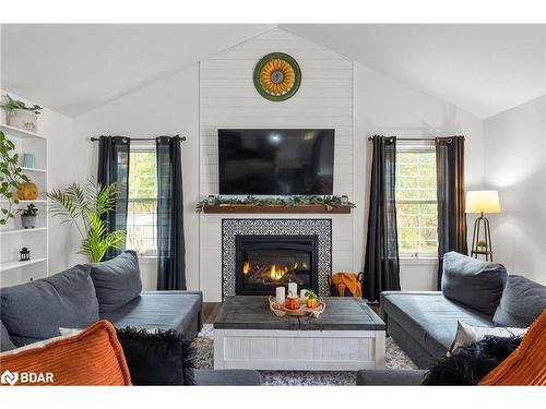 1001 Vance Crescent, Innisfil, ON - Indoor Photo Showing Living Room With Fireplace