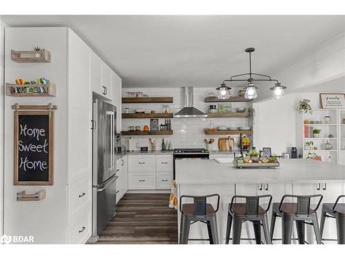 1001 Vance Crescent, Innisfil, ON - Indoor Photo Showing Kitchen