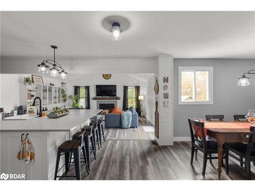 1001 Vance Crescent, Innisfil, ON - Indoor Photo Showing Dining Room