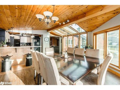 12 Birch Grove Drive, Horseshoe Valley, ON - Indoor Photo Showing Dining Room