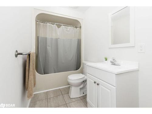 12 Birch Grove Drive, Horseshoe Valley, ON - Indoor Photo Showing Bathroom