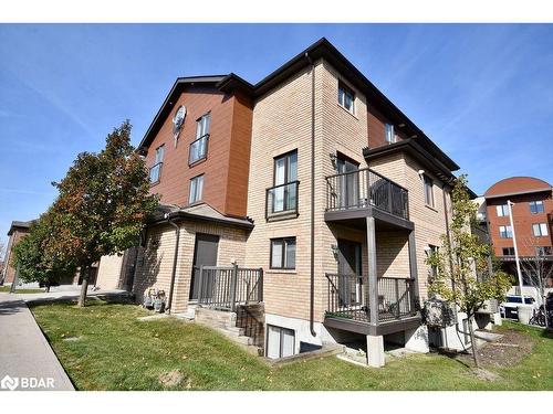 5-25 Madelaine Drive, Barrie, ON - Outdoor With Balcony