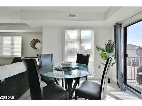 5-25 Madelaine Drive, Barrie, ON - Indoor Photo Showing Dining Room