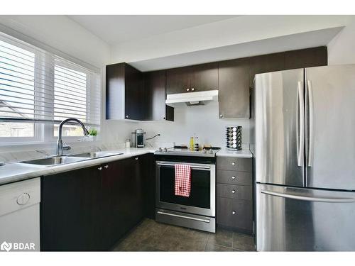 5-25 Madelaine Drive, Barrie, ON - Indoor Photo Showing Kitchen With Double Sink