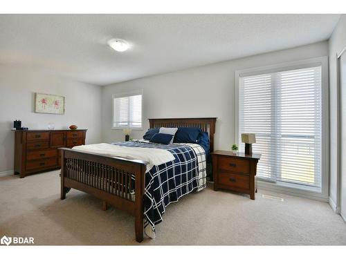 5-25 Madelaine Drive, Barrie, ON - Indoor Photo Showing Bedroom