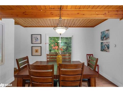 22 Cathedral Pines Road, Horseshoe Valley, ON - Indoor Photo Showing Dining Room