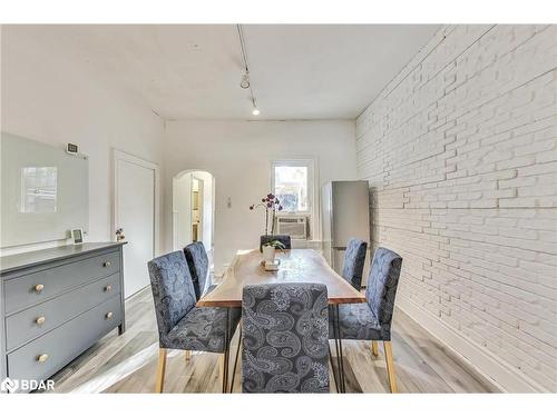 825 Adelaide Street W, Toronto, ON - Indoor Photo Showing Dining Room