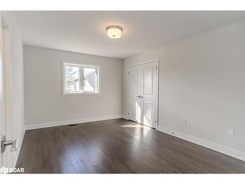 3178 Searidge Street, Severn, ON - Indoor Photo Showing Other Room