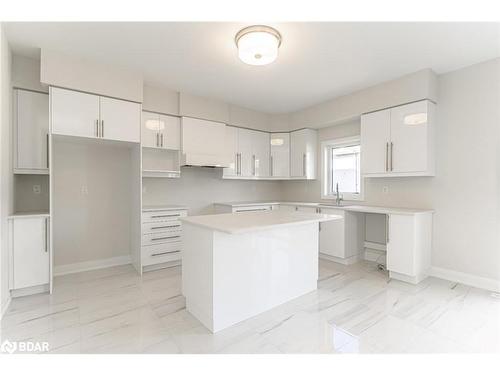 3178 Searidge Street, Severn, ON - Indoor Photo Showing Kitchen