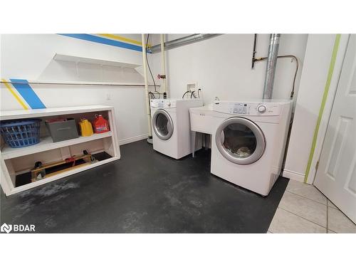 13790 County 27 Road, Springwater, ON - Indoor Photo Showing Laundry Room