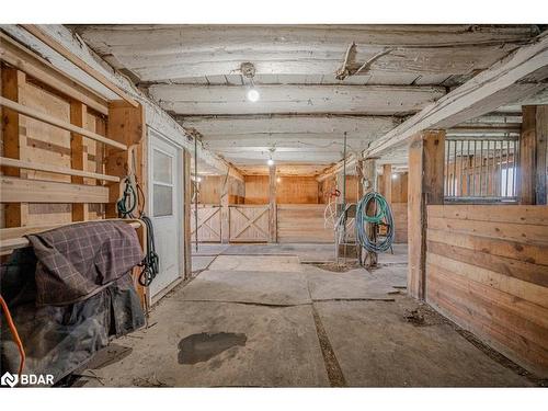 8464 6Th Line, Essa, ON - Indoor Photo Showing Garage