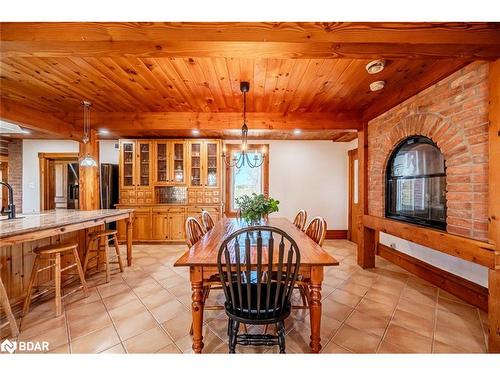 8464 6Th Line, Essa, ON - Indoor Photo Showing Dining Room