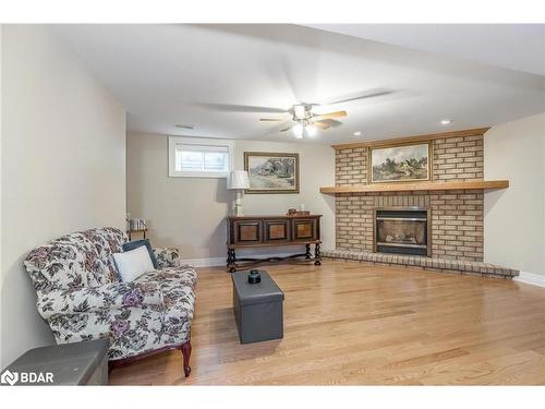 72 Oxley Drive, Penetanguishene, ON - Indoor Photo Showing Living Room With Fireplace