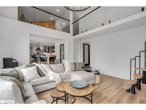 477 Fairview Street, New Hamburg, ON - Indoor Photo Showing Living Room