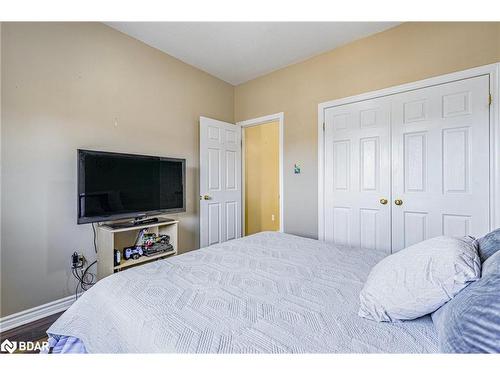 50 Dinnick Crescent, Orangeville, ON - Indoor Photo Showing Bedroom