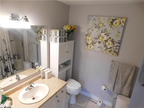 9 Trellis Lane, Innisfil, ON - Indoor Photo Showing Bathroom