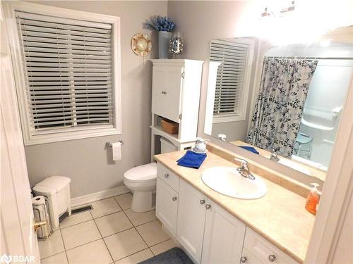 9 Trellis Lane, Innisfil, ON - Indoor Photo Showing Bathroom