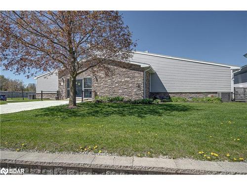 9 Trellis Lane, Innisfil, ON - Outdoor