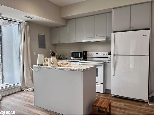 115-50 Herrick Avenue, St. Catharines, ON - Indoor Photo Showing Kitchen