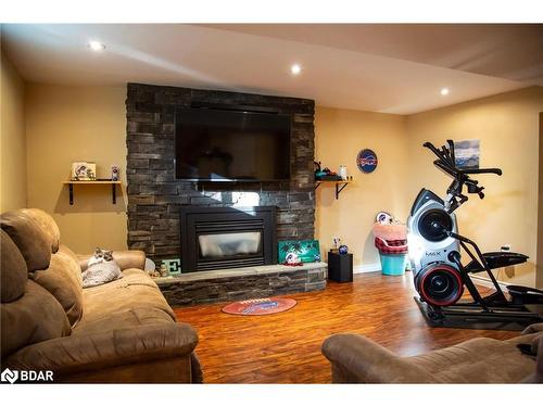 62 Knox Road W, Wasaga Beach, ON - Indoor With Fireplace