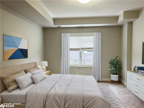 307-91 Raglan Street Street, Collingwood, ON - Indoor Photo Showing Bedroom