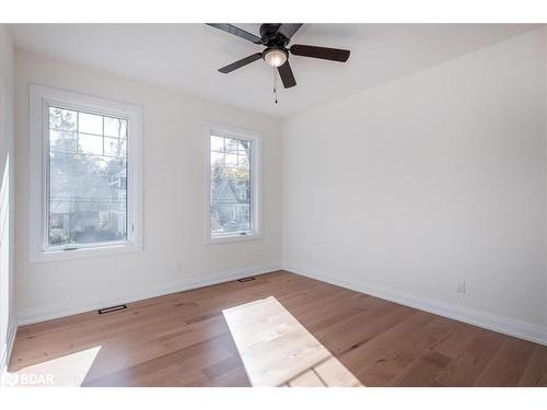 1114 Stoney Point Road, Lefroy, ON - Indoor Photo Showing Other Room