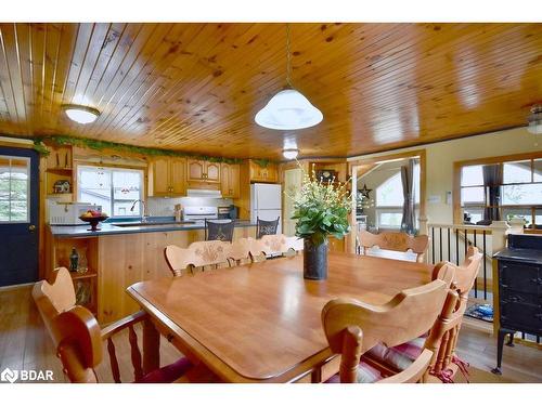 5632 Penetanguishene Road, Elmvale, ON - Indoor Photo Showing Dining Room