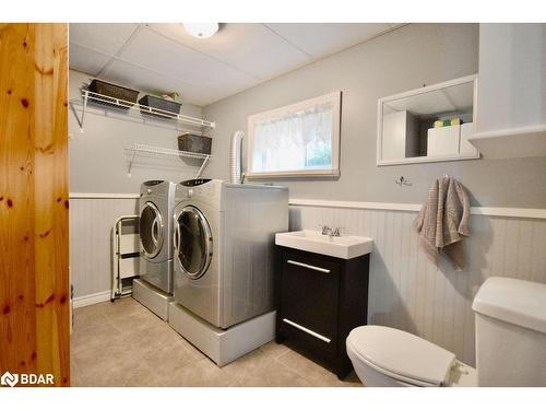 5632 Penetanguishene Road, Elmvale, ON - Indoor Photo Showing Laundry Room