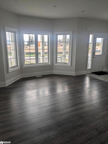 3 Beverly Street, Elmvale, ON - Indoor Photo Showing Other Room